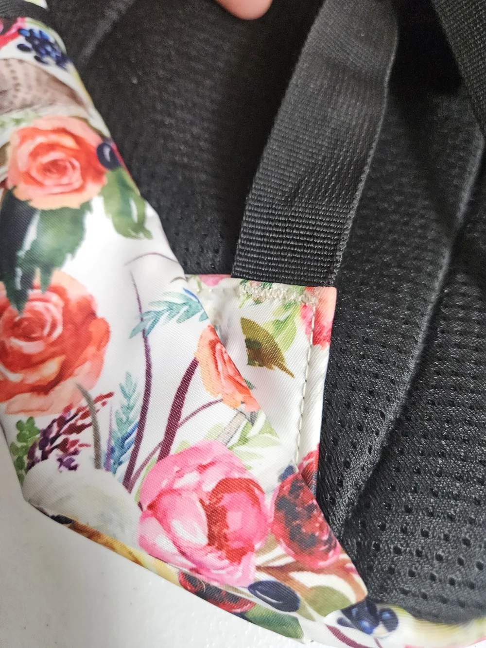 Ranch Dress'N Floral Print Backpack - White Multicolor Roses Excellent Condition